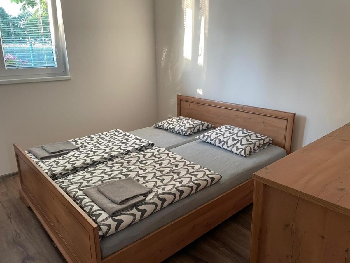 Vilka Petra Pod Bezdezem Villa Bela pod Bezdezem Bagian luar foto